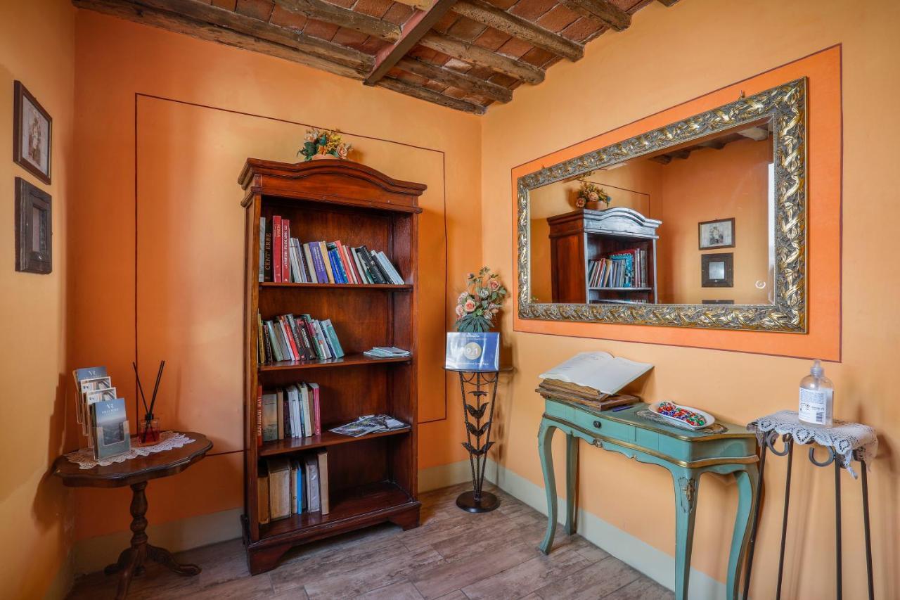 Antica Residenza Santa Chiara -City Center Lucca Kültér fotó