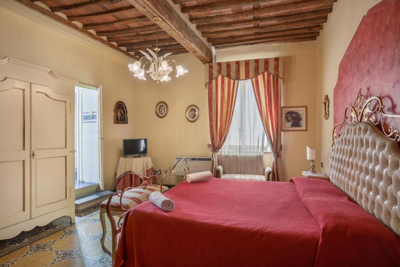 Antica Residenza Santa Chiara -City Center Lucca Kültér fotó