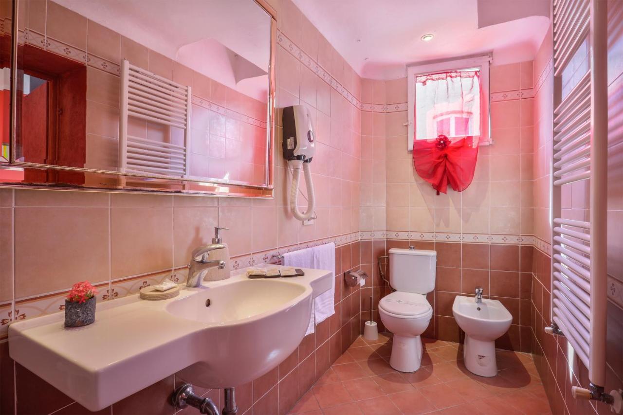 Antica Residenza Santa Chiara -City Center Lucca Kültér fotó