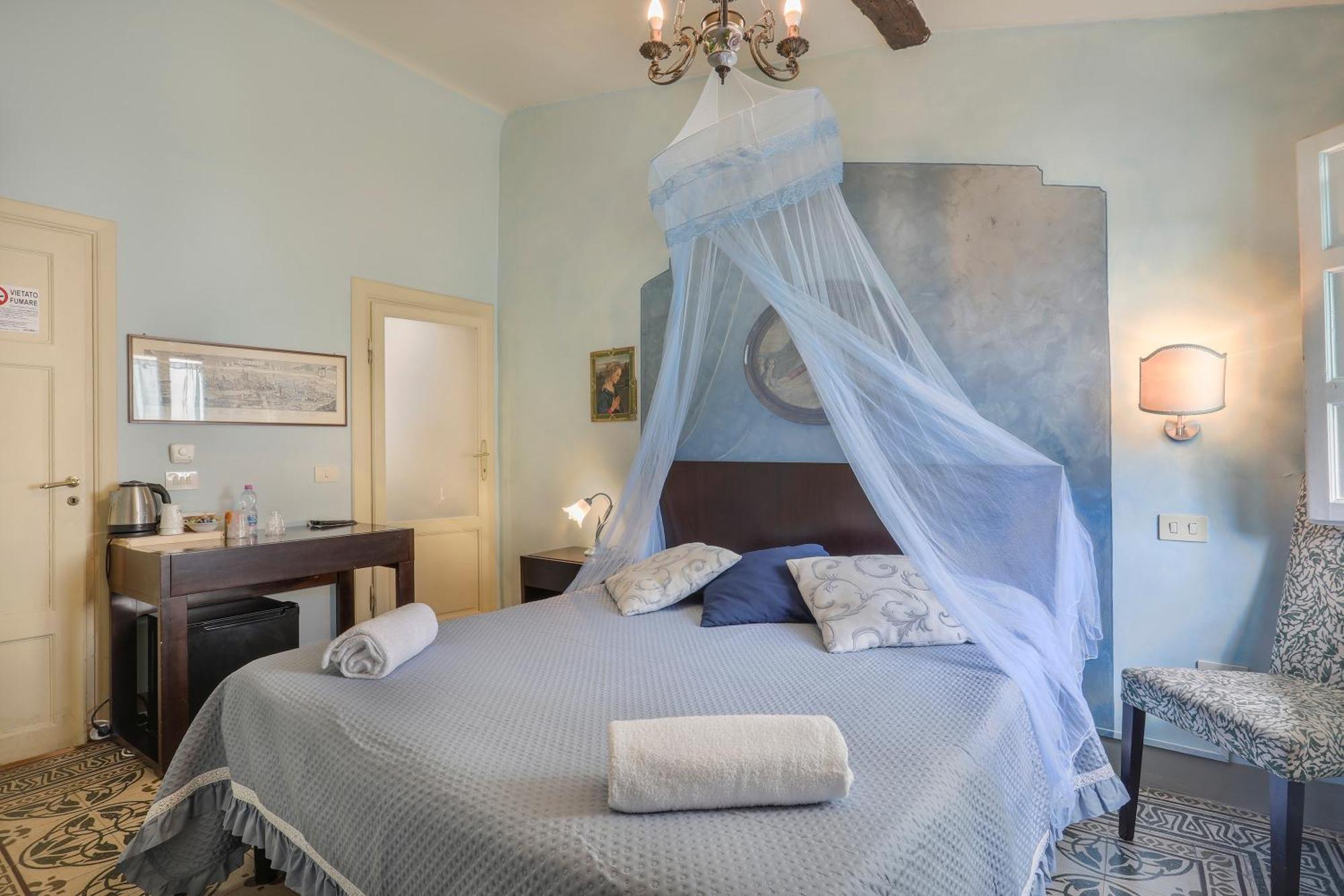 Antica Residenza Santa Chiara -City Center Lucca Kültér fotó