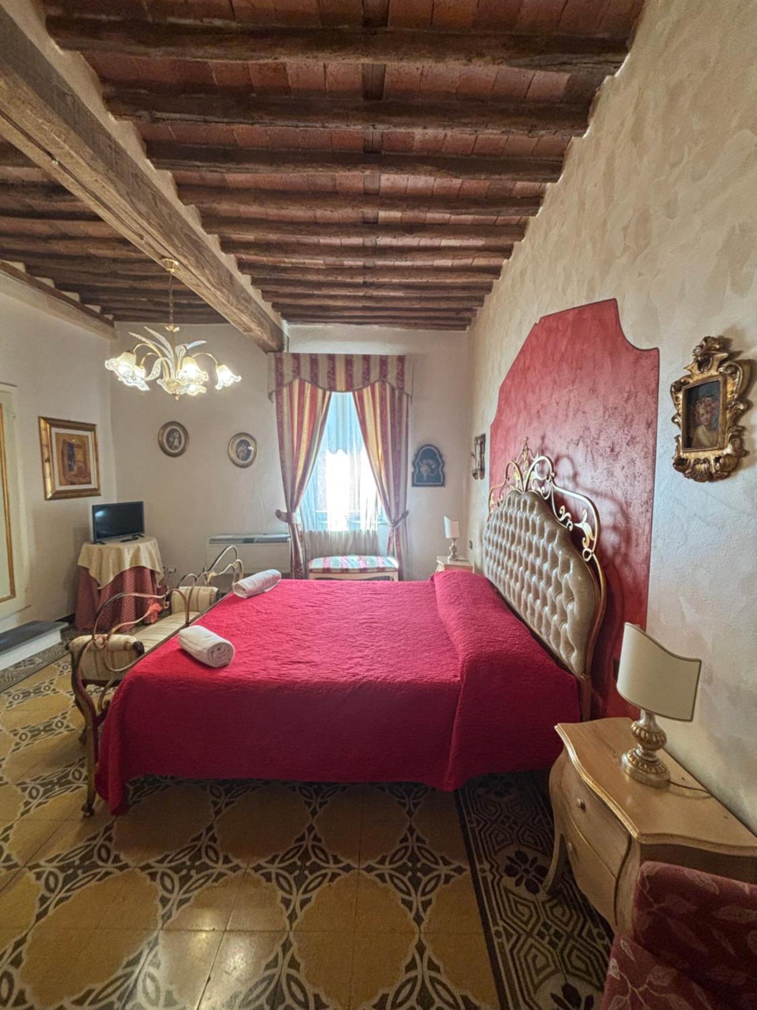 Antica Residenza Santa Chiara -City Center Lucca Kültér fotó