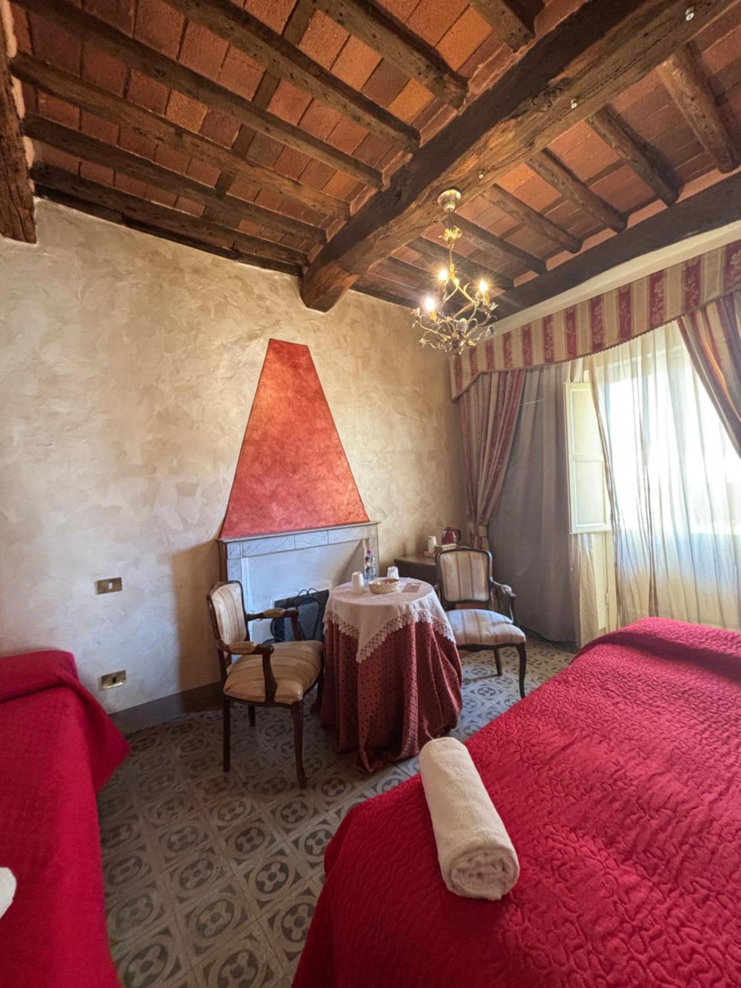 Antica Residenza Santa Chiara -City Center Lucca Kültér fotó